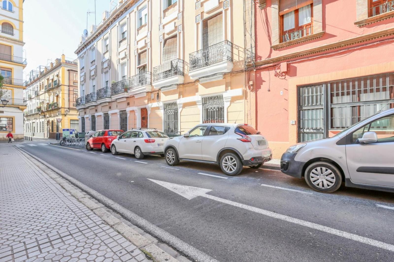 Becquer Apartment